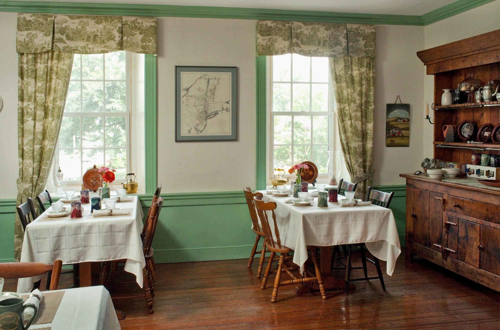 Historic Smithton Inn เอฟราตา ภายนอก รูปภาพ